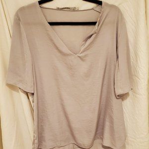 t-shirt blouse